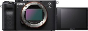 Sony "ILCE-7CLB - Alpha 7C E-Mount mit SEL2860" Vollformat-Digitalkamera (FE 28-60 mm F4-5,6, 24,2 MP, FE 28-60 mm F4-5,6, 24,2 MP, 4K Video, 7,5cm (3 Zoll) Touch-Display, Echtzeit-AF, 5-Achsen Bildstabilisierung, NFC, Bluetooth)