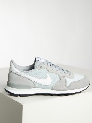 Nike Sneaker in grau für Damen, Größe: 37,5. W Nike Internationalist