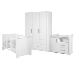 roba® Babyzimmer-Komplettset Maxi 3-teilig in Weiß, Kombi-Bett 70 x 140 cm, Wickelkommode, 3-türiger Schrank, umbaubar