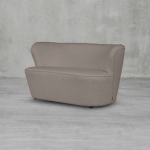 carla&marge Sofa Tamlon, moderne Couch in Taupe, mit weichem Plüschbezug aus Bouclé (Breite 139 cm)