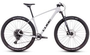 Cube Reaction C:62 ONE - 27.5 // 29 Zoll 12K Diamant - cotton'n'white