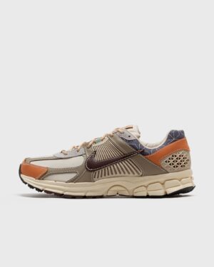 Nike ZOOM VOMERO 5 'Sashiko' men Lowtop brown|beige in Größe:42,5