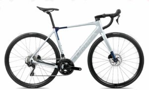 Orbea GAIN M30 - 28 Zoll 350Wh 24K Diamant - Silver - Carbon