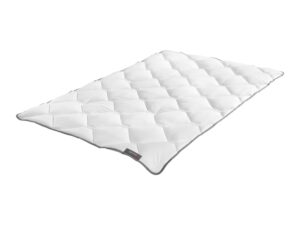 BADENIA TRENDLINE Ganzjahres-Bettdecke Mikrofaser kochfest, medium (135x200 cm)