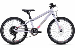 Cube Acid 200 SLX - 20 Zoll 9K Diamant - violet'n'coral