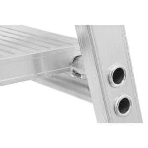 Hymer Stufenstehleiter mit Plattform und Rollen, einseitig begehbar 4 Stufen