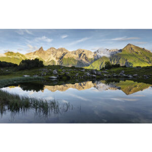 KOMAR Vliestapete "Allgäu Spiegel", Breite 450 cm, seidenmatt - bunt